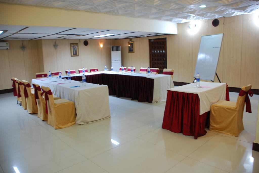 Hotel Mandakini Jaya International Hyderabad Esterno foto